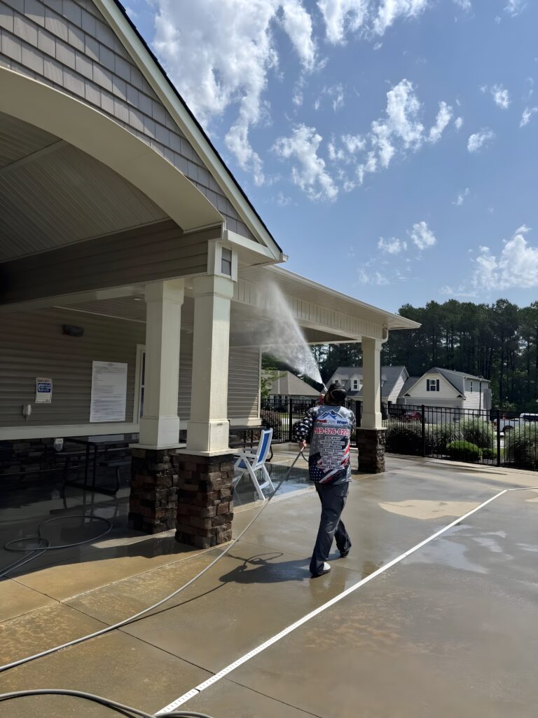 commercial pressure washing